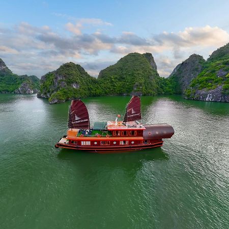 Sunlight Boutique Cruise - Cat Ba Island Hotel Ha Long Exterior photo