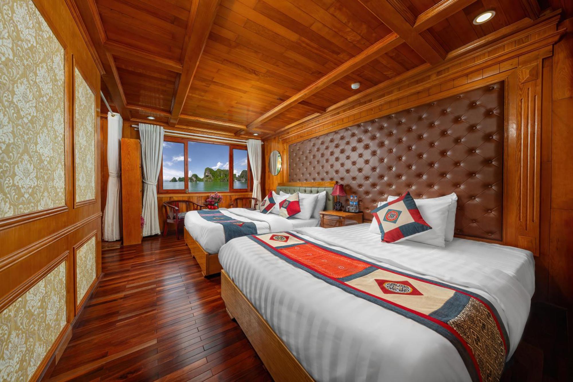 Sunlight Boutique Cruise - Cat Ba Island Hotel Ha Long Exterior photo