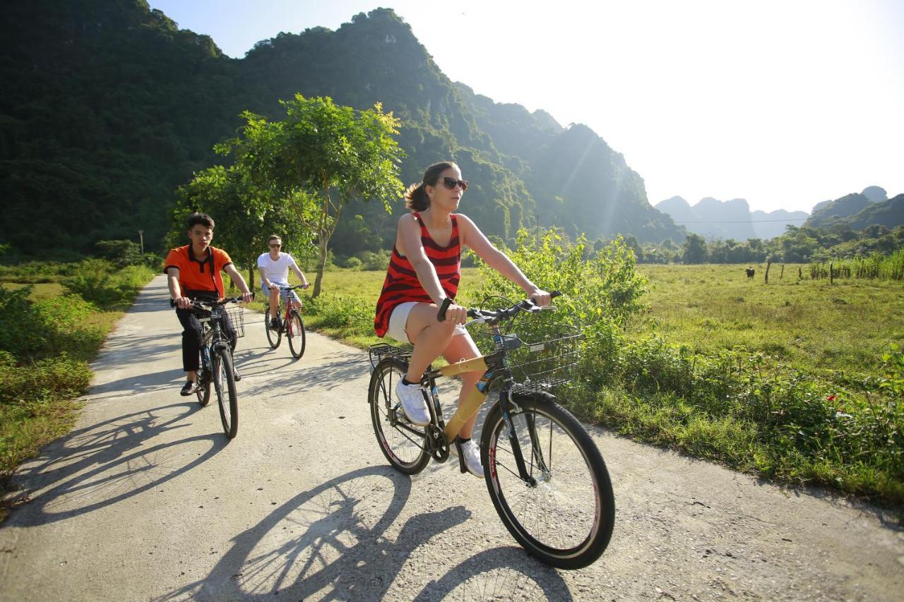 Sunlight Boutique Cruise - Cat Ba Island Hotel Ha Long Exterior photo